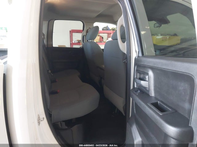 Продажа на аукционе авто 2019 Ram 1500 Classic Tradesman  4x4 6'4 Box, vin: 1C6RR7FG3KS645539, номер лота: 44955402