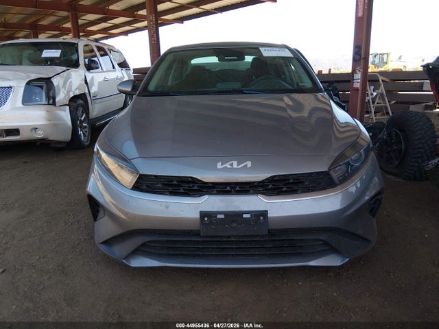 2022 Kia Forte Lxs მანქანა იყიდება აუქციონზე, vin: 3KPF24AD5NE426469, აუქციონის ნომერი: 44955436