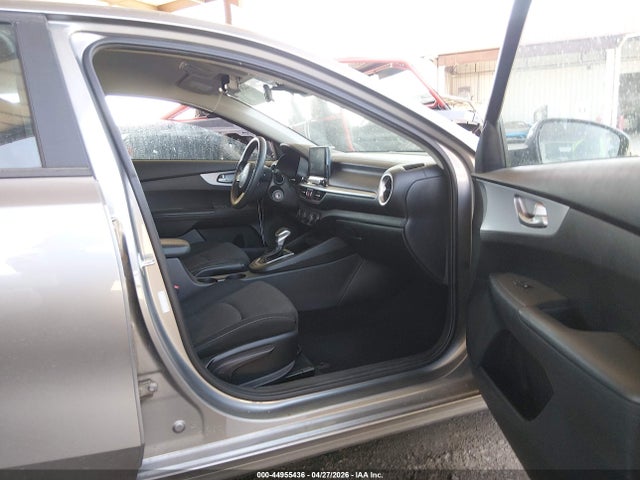 2022 Kia Forte Lxs მანქანა იყიდება აუქციონზე, vin: 3KPF24AD5NE426469, აუქციონის ნომერი: 44955436