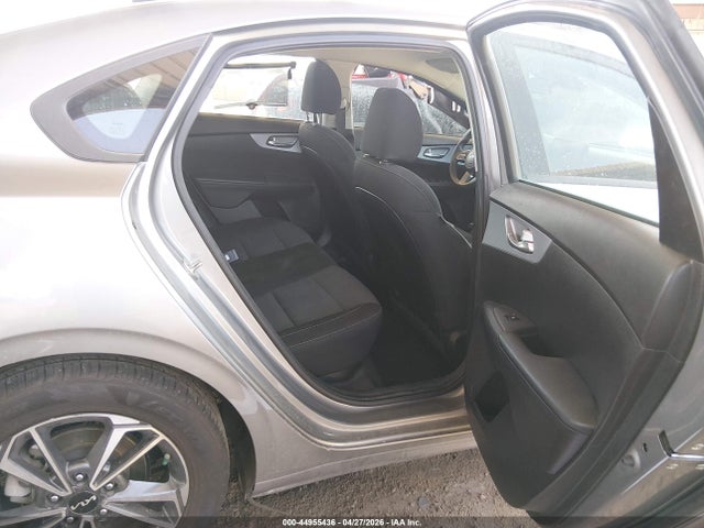 2022 Kia Forte Lxs მანქანა იყიდება აუქციონზე, vin: 3KPF24AD5NE426469, აუქციონის ნომერი: 44955436