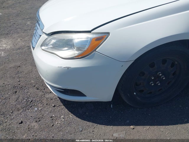 44955452 :رقم المزاد ، 1C3CCBAB9CN281629 vin ، 2012 Chrysler 200 Lx مزاد بيع
