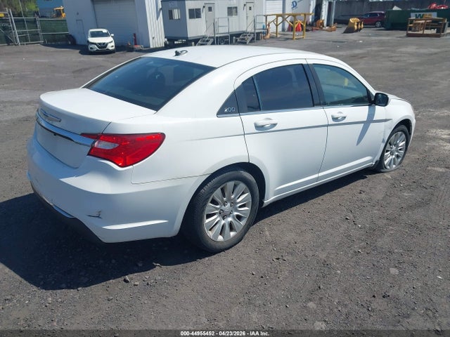 44955452 :رقم المزاد ، 1C3CCBAB9CN281629 vin ، 2012 Chrysler 200 Lx مزاد بيع