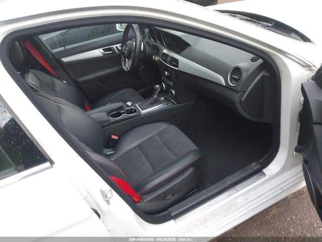 Продаж на аукціоні авто 2014 Mercedes-benz C 300 Sport 4matic, vin: WDDGF8AB7EA952240, номер лоту: 44955488