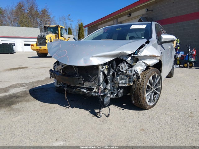 44955504 :رقم المزاد ، 5YFBURHE8HP613986 vin ، 2017 Toyota Corolla Se مزاد بيع