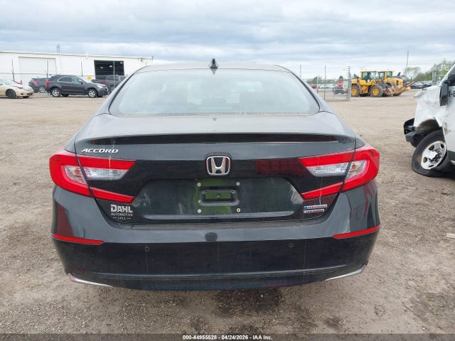 Продажа на аукционе авто 2018 Honda Accord Hybrid Touring, vin: 1HGCV3F90JA013026, номер лота: 44955528