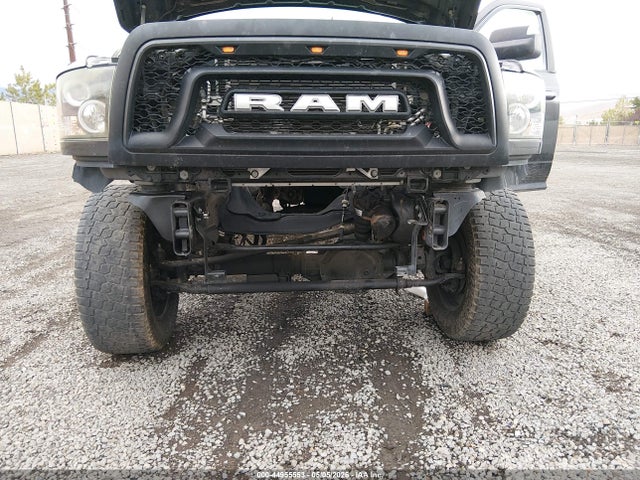 44955553 :رقم المزاد ، 3C6UR5DL4HG780639 vin ، 2017 Ram 2500 مزاد بيع