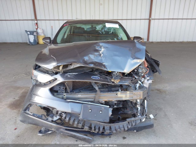 44955572 :رقم المزاد ، 3FA6P0PUXHR184007 vin ، 2017 Ford Fusion Energi Se Luxury مزاد بيع