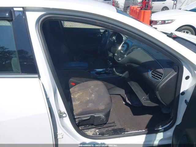 Chevrolet MALIBU LT 2018 1G1ZD5ST7JF153773 Image 5