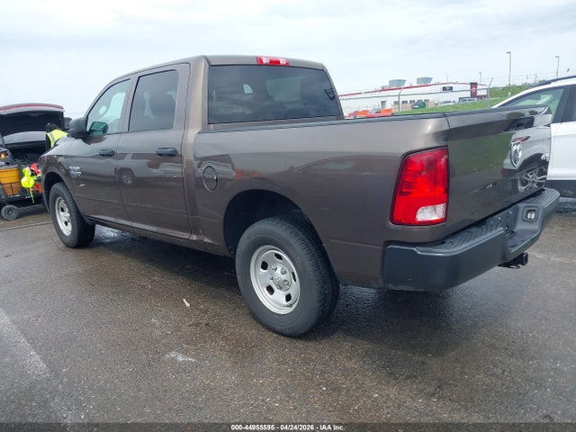 3C6RR7KG6LG242413 RAM 1500 Classic Tradesman 4x4 5&#039;7 Box