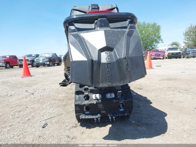 44955601 :رقم المزاد ، SN1TDV8RXRC231675 vin ، 2024 Polaris 850 Indy Xcr مزاد بيع