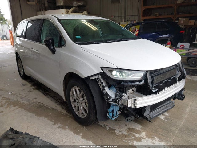 Продаж на аукціоні авто 2024 Chrysler Pacifica Touring L, vin: 2C4RC1BG1RR146098, номер лоту: 44955643