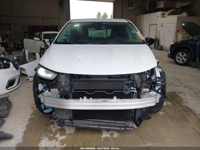 Продаж на аукціоні авто 2024 Chrysler Pacifica Touring L, vin: 2C4RC1BG1RR146098, номер лоту: 44955643