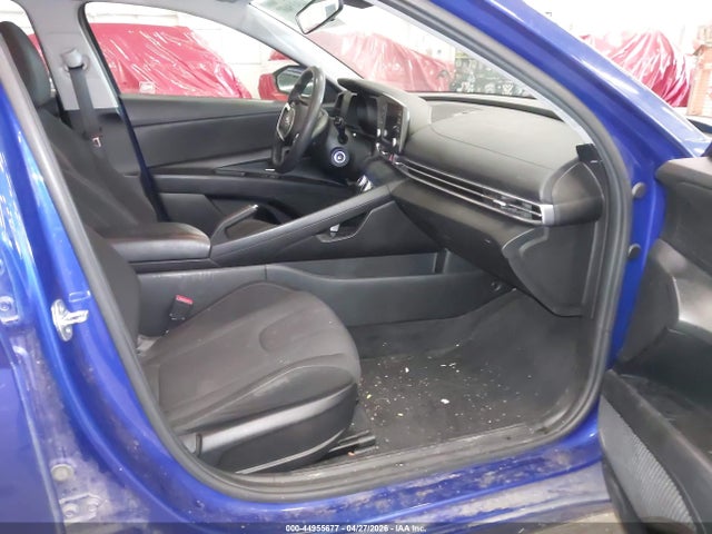 KMHLL4AG0MU213015 Hyundai ELANTRA SE