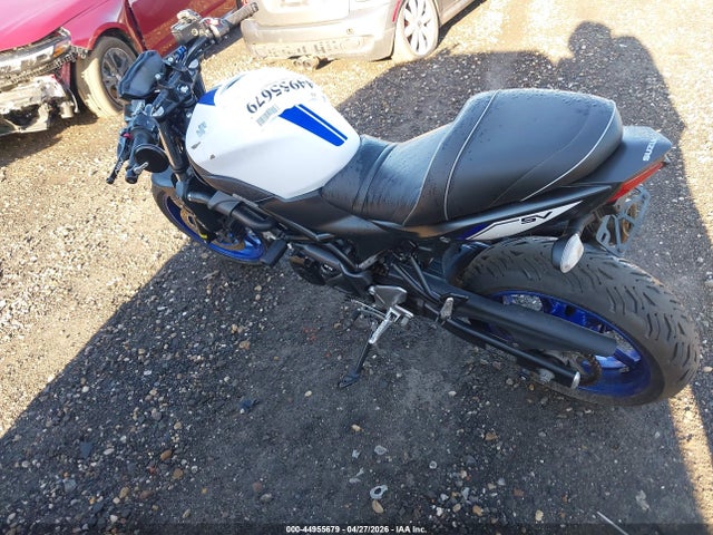 Suzuki SV650 2017 JS1VP55A6H2100940 Image 13