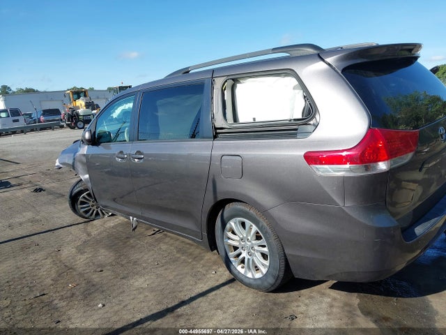 Продаж на аукціоні авто 2014 Toyota Sienna Xle V6 8 Passenger, vin: 5TDYK3DCXES427855, номер лоту: 44955697