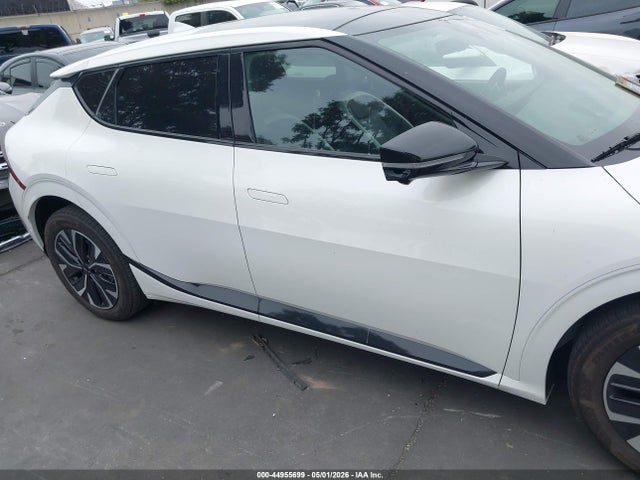 KIA Ev6 Gt-line 2024 KNDC44LA0R5212152 Image 14