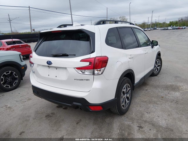 Продаж на аукціоні авто 2023 Subaru Forester Premium, vin: JF2SKADC9PH473311, номер лоту: 44955708