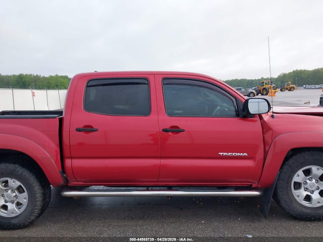 44955739 :رقم المزاد ، 5TFLU4EN3FX114197 vin ، 2015 Toyota Tacoma Base V6 مزاد بيع