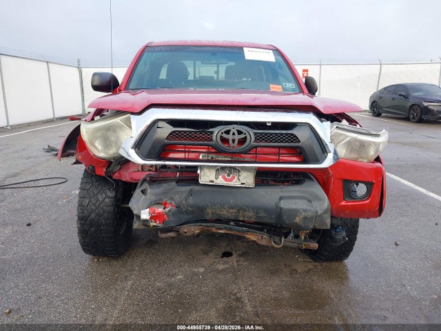 44955739 :رقم المزاد ، 5TFLU4EN3FX114197 vin ، 2015 Toyota Tacoma Base V6 مزاد بيع