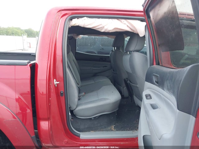 44955739 :رقم المزاد ، 5TFLU4EN3FX114197 vin ، 2015 Toyota Tacoma Base V6 مزاد بيع