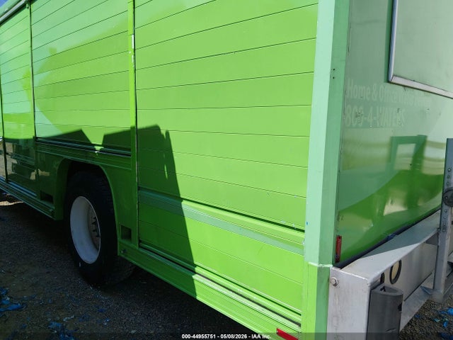 44955751 :رقم المزاد ، 1FVABTAKX4HM41338 vin ، 2004 Freightliner Medium Conventional Fl70 مزاد بيع