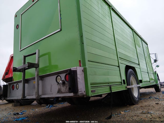 44955751 :رقم المزاد ، 1FVABTAKX4HM41338 vin ، 2004 Freightliner Medium Conventional Fl70 مزاد بيع