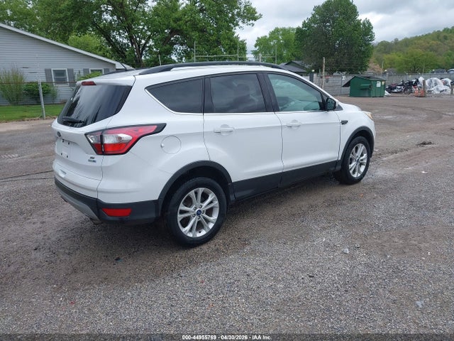 Продаж на аукціоні авто 2018 Ford Escape Se, vin: 1FMCU9GD6JUC36656, номер лоту: 44955769