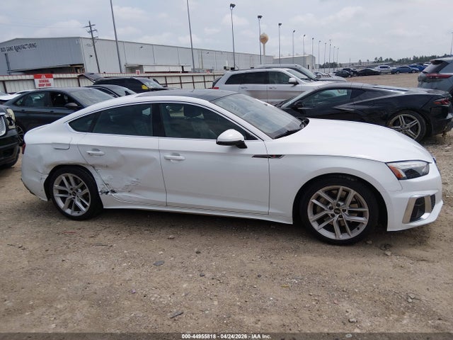 Aukcja sprzedaży 2024 Audi A5 Sportback Premium Plus 45 Tfsi Quattro S Tronic, vin: WAUFACF5XRA076972, numer aukcji: 44955818