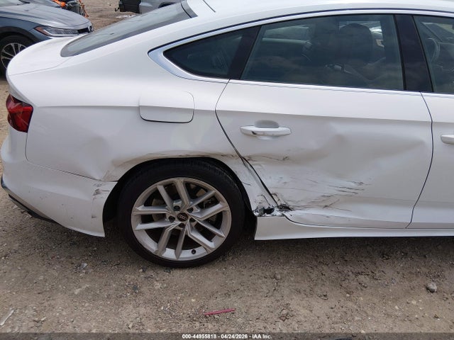 Aukcja sprzedaży 2024 Audi A5 Sportback Premium Plus 45 Tfsi Quattro S Tronic, vin: WAUFACF5XRA076972, numer aukcji: 44955818