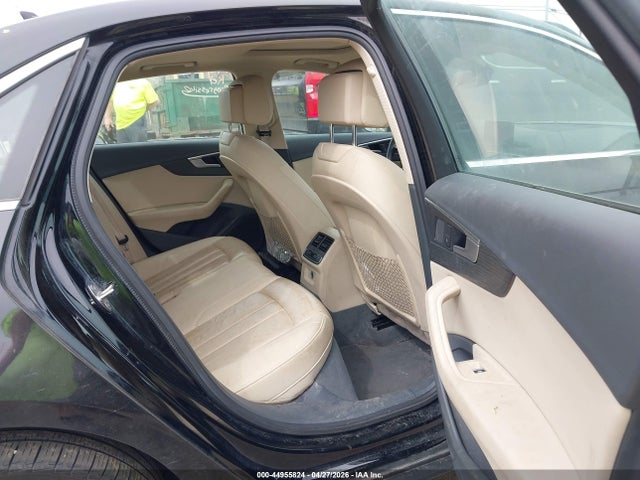 44955824 :رقم المزاد ، WAUDNAF42KN007439 vin ، 2019 Audi A4 45 Premium مزاد بيع