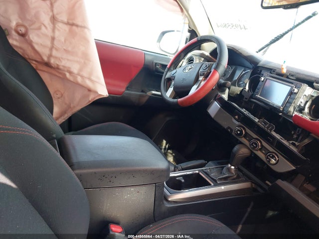 2018 Toyota Tacoma Sr5 მანქანა იყიდება აუქციონზე, vin: 3TMBZ5DN5JM016548, აუქციონის ნომერი: 44955864