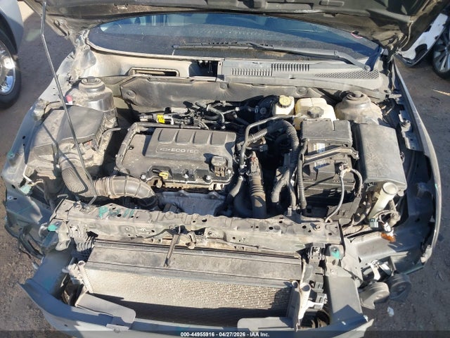 1G1PC5SBXF7157285 Chevrolet Cruze 1lt Auto