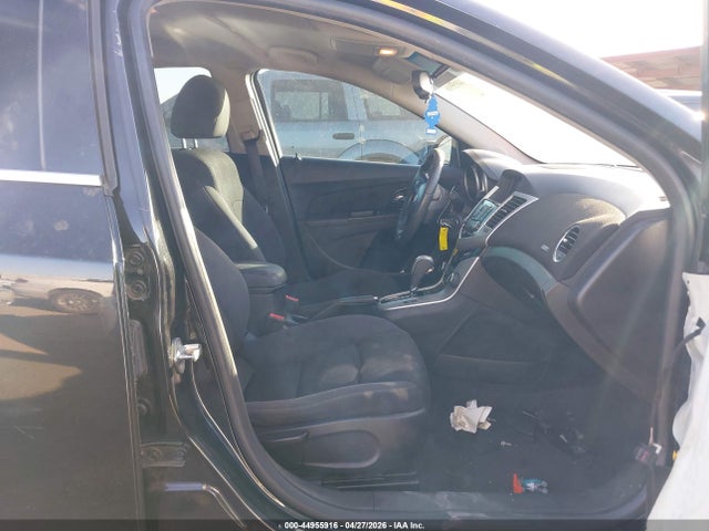 1G1PC5SBXF7157285 Chevrolet Cruze 1lt Auto