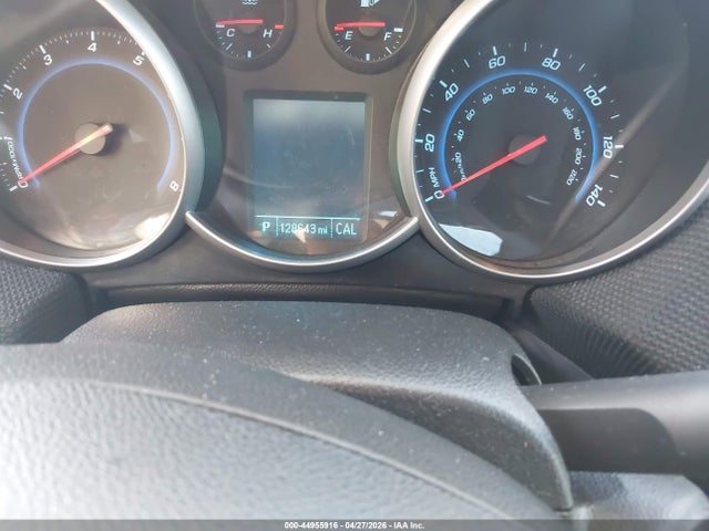 1G1PC5SBXF7157285 Chevrolet Cruze 1lt Auto