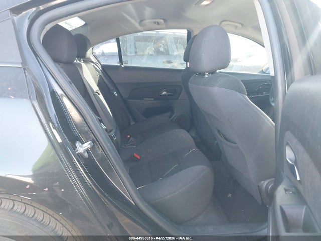 1G1PC5SBXF7157285 Chevrolet Cruze 1lt Auto
