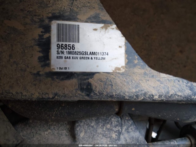 44955941 :رقم المزاد ، 1M0825GSLAM011374 vin ، 2011 John Deere 825i Gator مزاد بيع