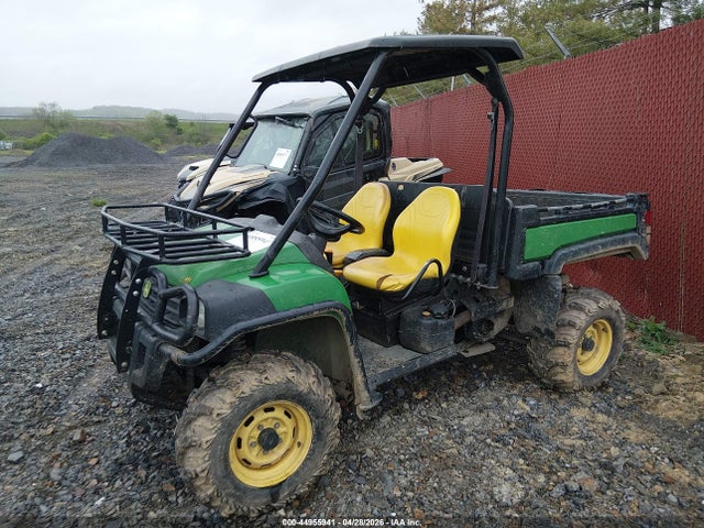 44955941 :رقم المزاد ، 1M0825GSLAM011374 vin ، 2011 John Deere 825i Gator مزاد بيع