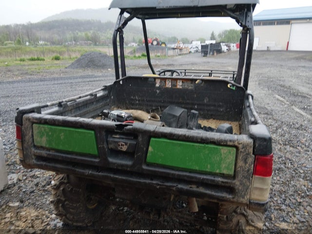44955941 :رقم المزاد ، 1M0825GSLAM011374 vin ، 2011 John Deere 825i Gator مزاد بيع