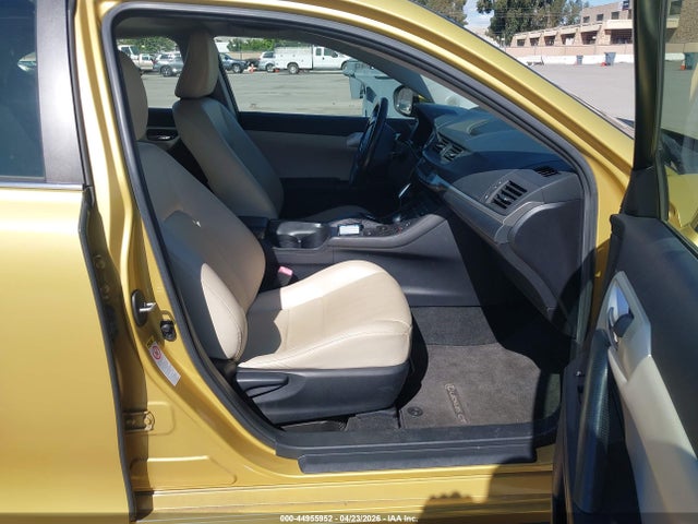 Auction sale of the 2011 Lexus Ct 200h Premium, vin: JTHKD5BH1B2037044, lot number: 44955952