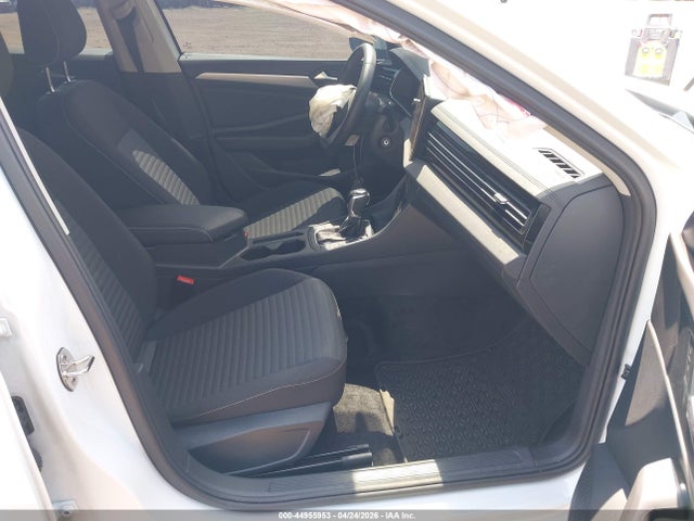 44955953 :رقم المزاد ، 3VW5X7BU9SM075710 vin ، 2025 Volkswagen Jetta 1.5t S مزاد بيع