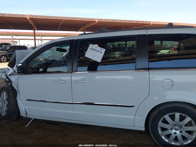 2014 Chrysler Town & Country Touring მანქანა იყიდება აუქციონზე, vin: 2C4RC1BG4ER396106, აუქციონის ნომერი: 44955979