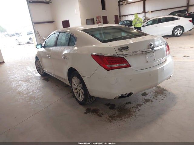 44956001 :رقم المزاد ، 1G4GB5G3XGF170990 vin ، 2016 Buick Lacrosse Leather مزاد بيع