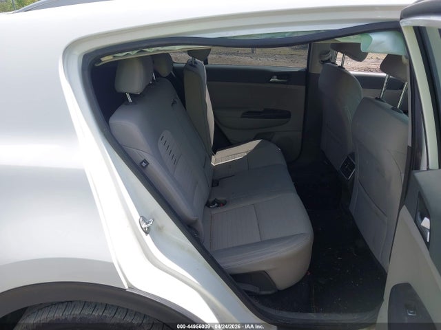 44956009 :رقم المزاد ، KNDPMCAC6H7246521 vin ، 2017 Kia Sportage Lx مزاد بيع