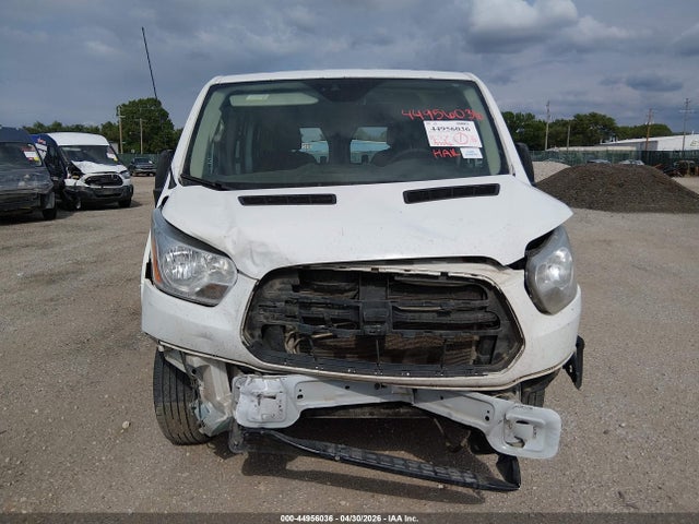 Ford Transit-250 2018 1FTYR1ZM4JKA46540 Image 13