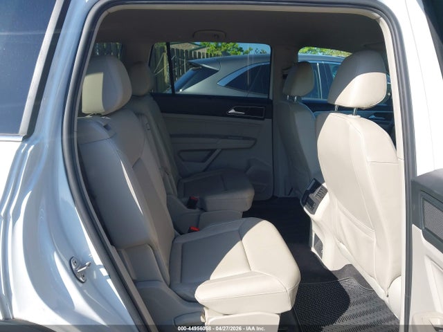 44956058 :رقم المزاد ، 1V2KR2CA7JC572406 vin ، 2018 Volkswagen Atlas 3.6l V6 Se مزاد بيع
