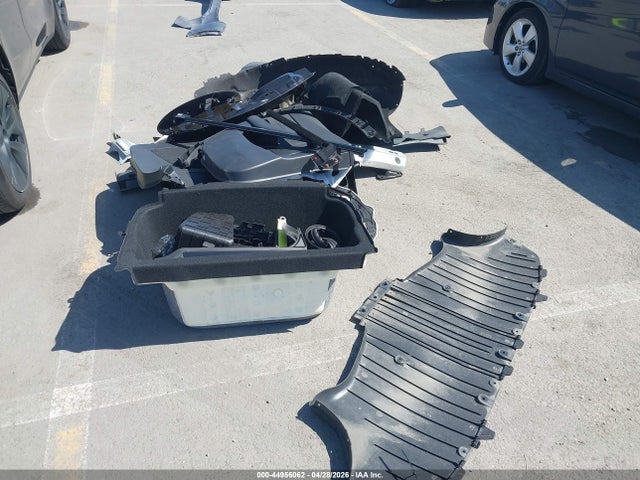 Продажа на аукционе авто 2025 Tesla Model Y Long Range Dual Motor Rear-wheel Drive, vin: 7SAYGDED6SF319914, номер лота: 44956062