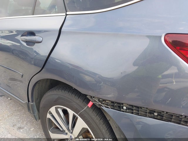 44956070 :رقم المزاد ، 4S4BSANC7J3287683 vin ، 2018 Subaru Outback 2.5i Limited مزاد بيع