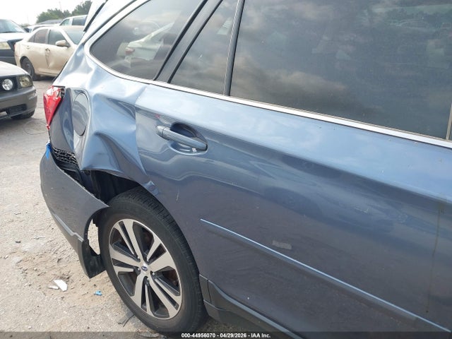 44956070 :رقم المزاد ، 4S4BSANC7J3287683 vin ، 2018 Subaru Outback 2.5i Limited مزاد بيع