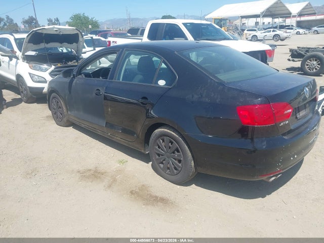 2014 Volkswagen Jetta 2.0l S მანქანა იყიდება აუქციონზე, vin: 3VW2K7AJ8EM392004, აუქციონის ნომერი: 44956073