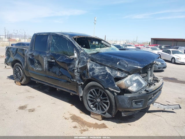 2018 1N6AA1E65JN516893 main image